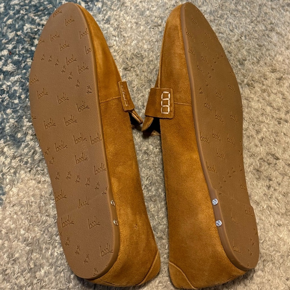 NEW Beek Moorhen Penny Loafer in Carmel - Picture 10 of 10